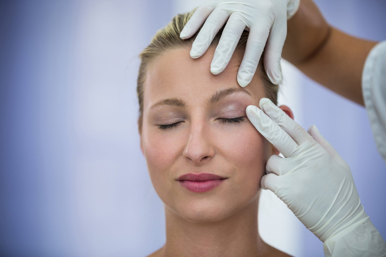 eyelid lift treatment